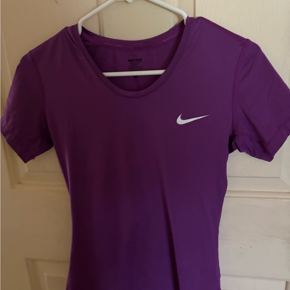 Nike Purple Fitted Short Sleeve Tee